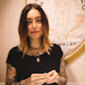 Meet your Posher, Angela